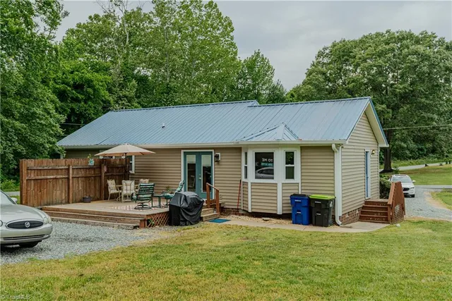 $235,000 | 403 Rolling Road, Haw River, NC 27258