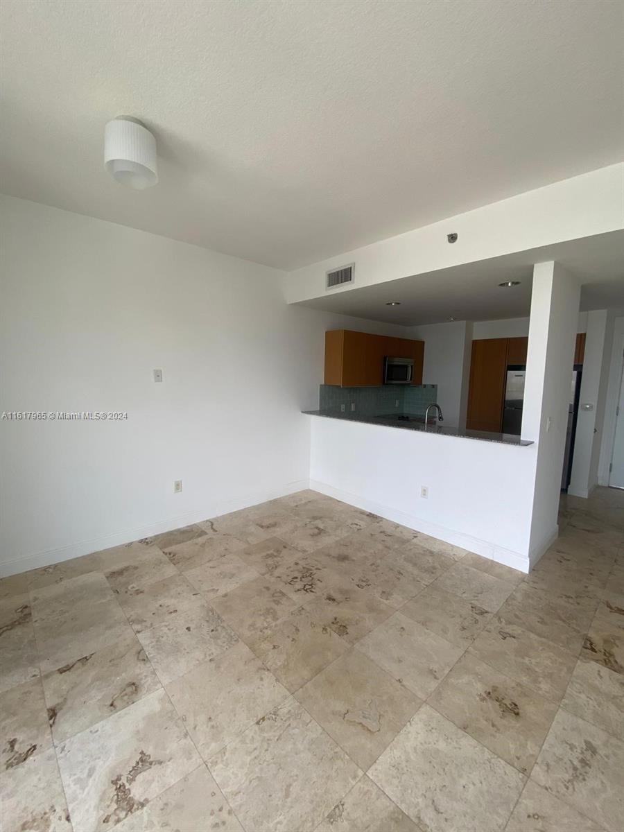 1060 Brickell Avenue, Unit 3309 Miami, FL 33131 - Photo 14 of 25 a view of an empty room