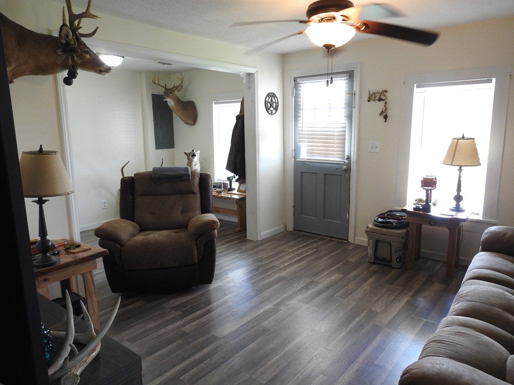 4221 Glendale Road Galax, VA 24333 - Photo 6 of 19 Gallery Image 6