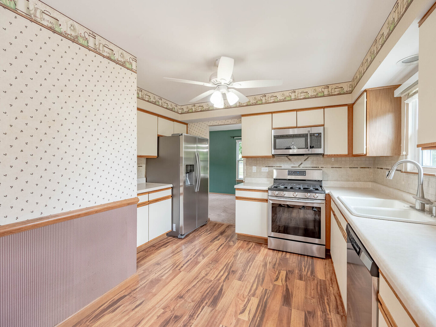 810 Fox Run Lane Algonquin, IL 60102 - Photo 6 of 20