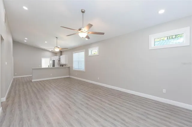 $2,900 | 218 West Jean Street, Tampa, FL 33604