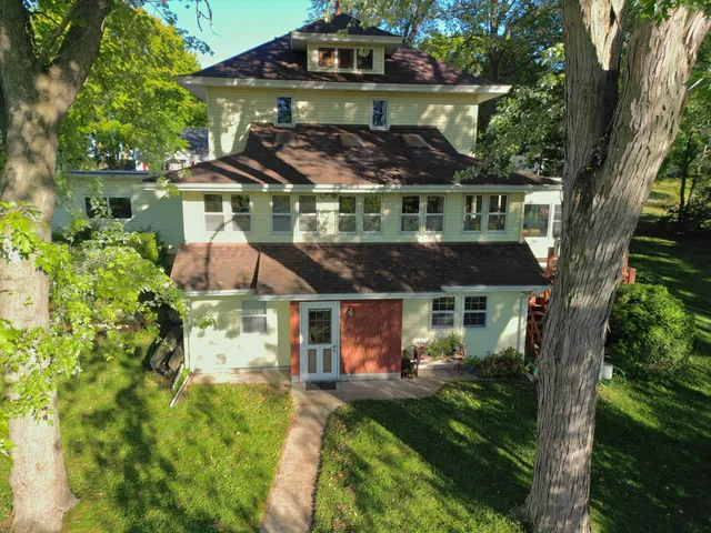 $339,900 | 300 Birchcrest Road, Horicon, WI 53032