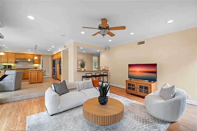 $1,699,950 | 2811 North Roxbury Street, Orange, CA 92867