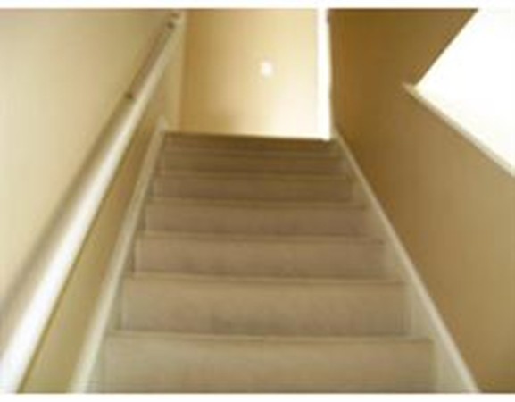29 Drake Road, Unit 29 Fitchburg, MA 01420 - Photo 5 of 9 Gallery Image 5