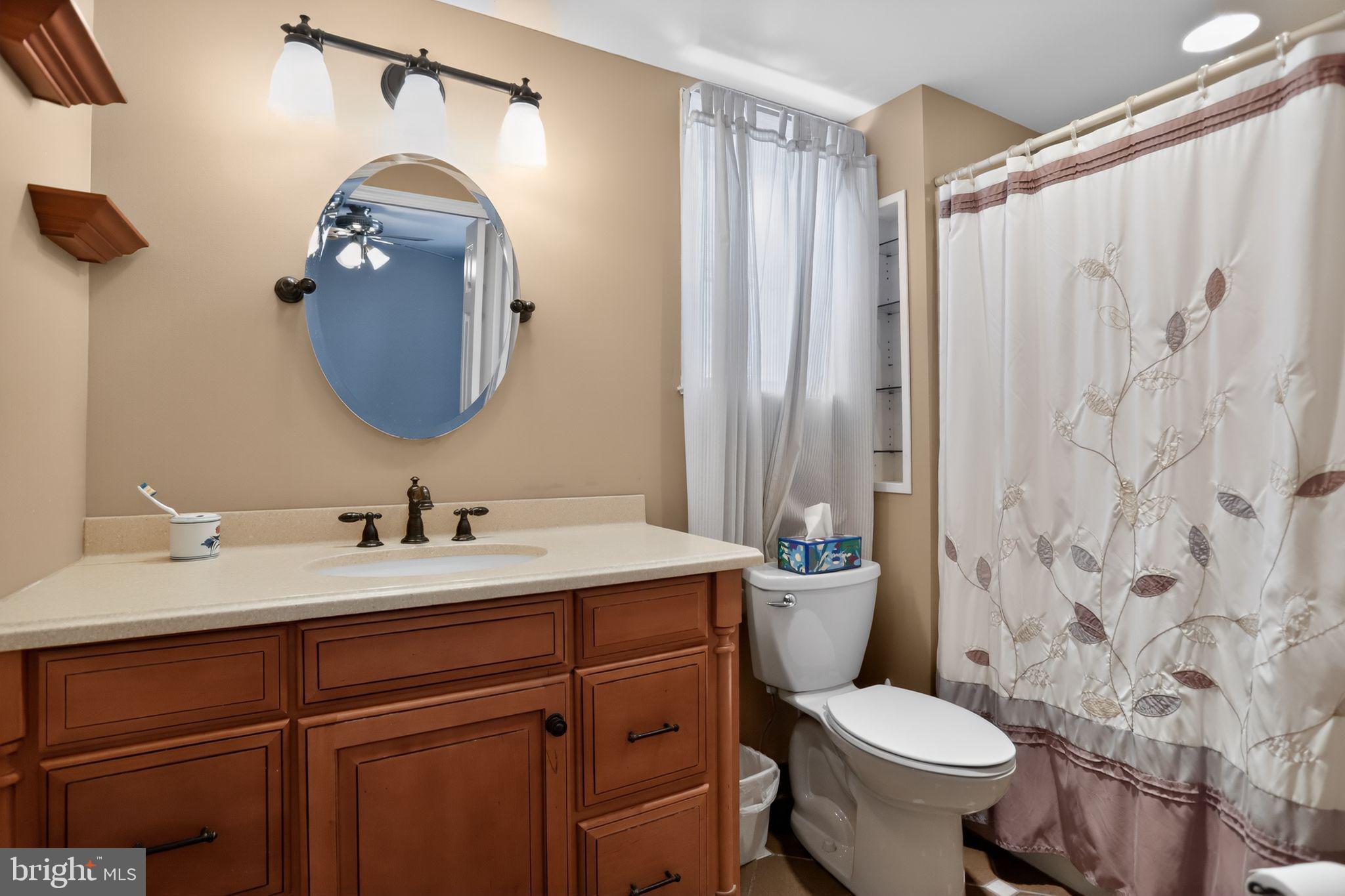816 Susquehanna Road Philadelphia, PA 19111 - Photo 16 of 33 Gallery Image 16