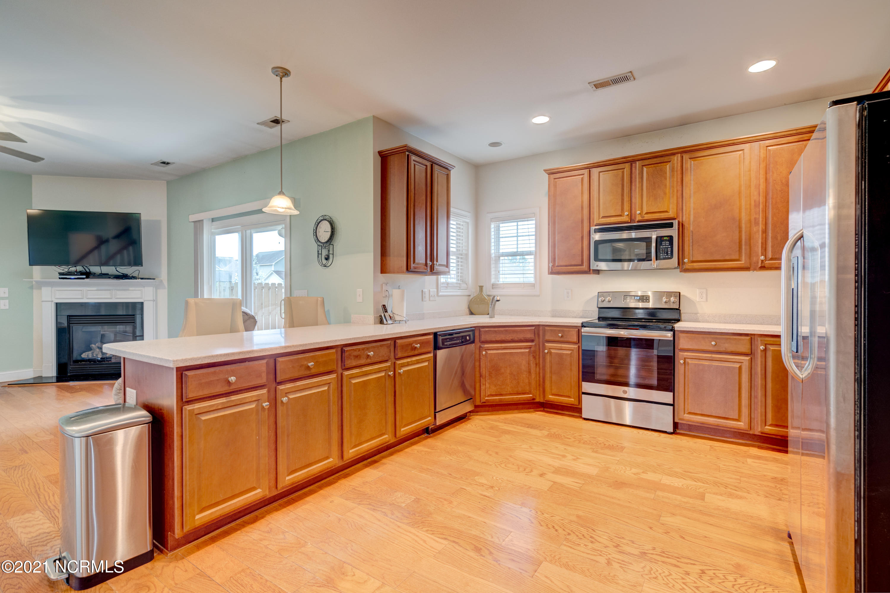 1703 Stones Edge Loop Road Wilmington, NC 28405 - Photo 6 of 31 1703StonesEdgeEdit-22