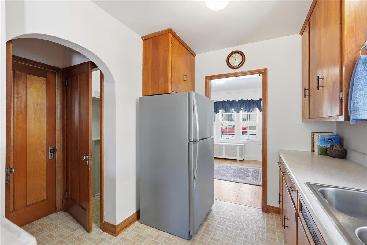 453 Virginia Madison, WI 53726 - Photo 11 of 34