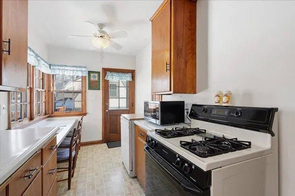 $650,000 | 453 Virginia, Madison, WI 53726