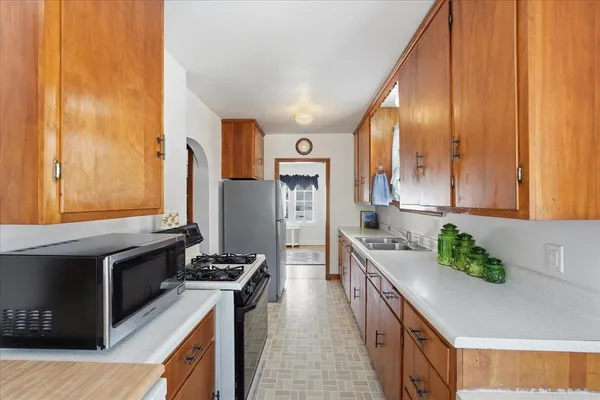 $650,000 | 453 Virginia, Madison, WI 53726