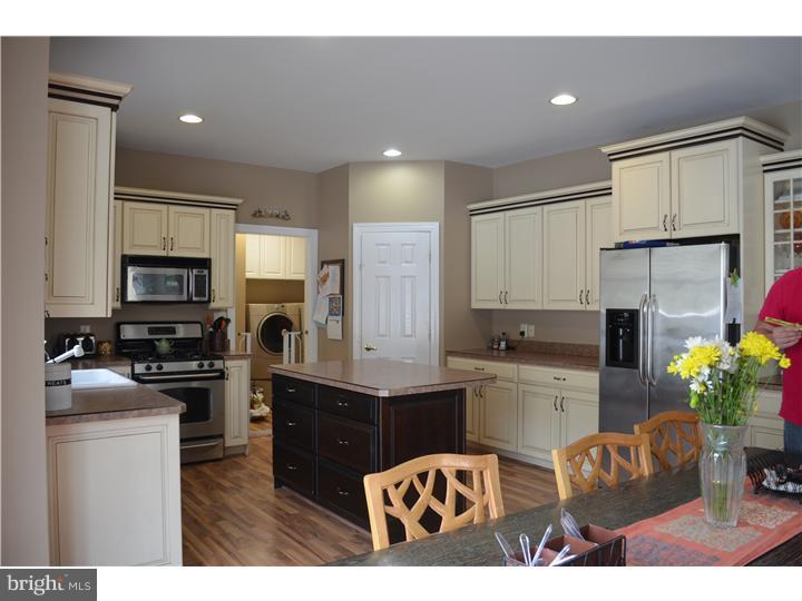 6 Lafayette Road Pennsville, NJ 08070 - Photo 5 of 12