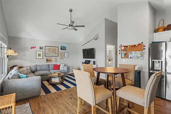 $299,900 | 135 Senecatu Drive, Waterloo, SC 29384