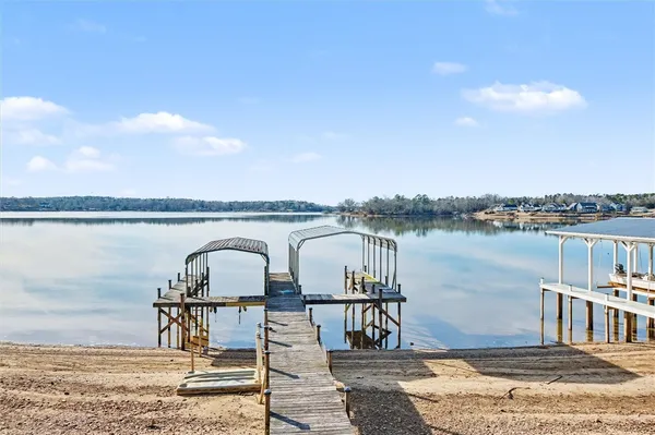 $299,900 | 135 Senecatu Drive, Waterloo, SC 29384