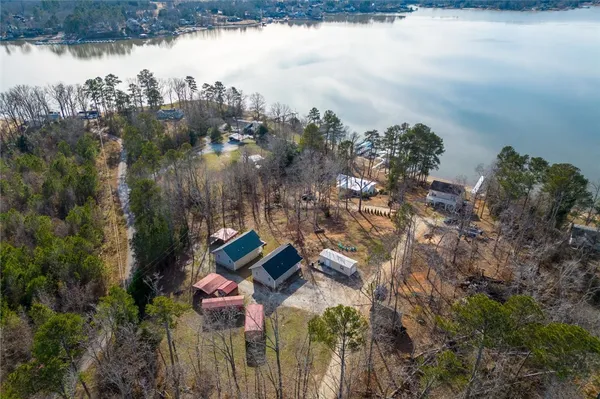 $299,900 | 135 Senecatu Drive, Waterloo, SC 29384