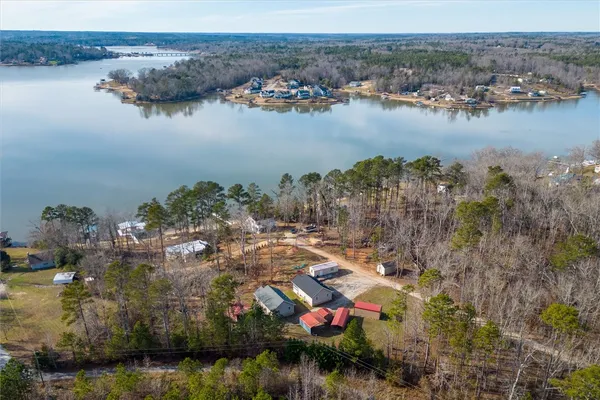 $299,900 | 135 Senecatu Drive, Waterloo, SC 29384