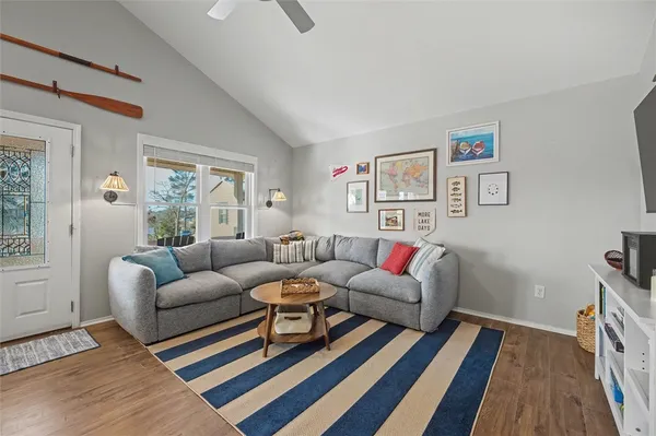 $299,900 | 135 Senecatu Drive, Waterloo, SC 29384