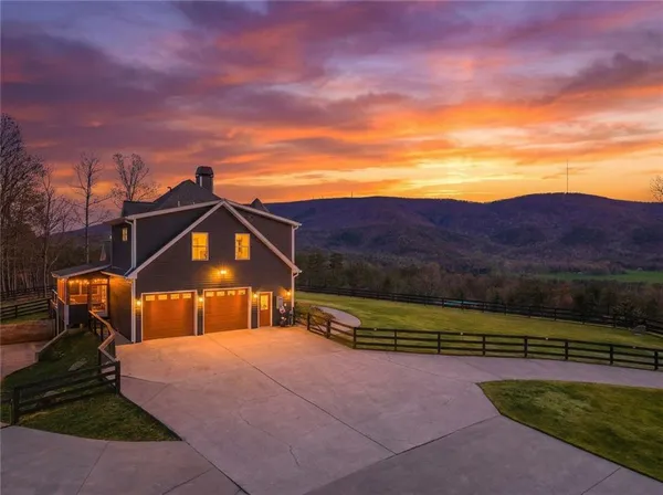$1,600,000 | 463 East Valley Road Northeast, Rydal, GA 30171