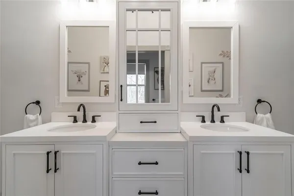 $1,600,000 | 463 East Valley Road Northeast, Rydal, GA 30171