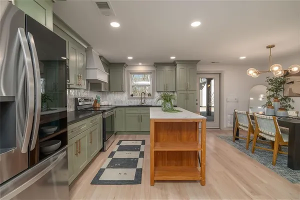 $1,600,000 | 463 East Valley Road Northeast, Rydal, GA 30171