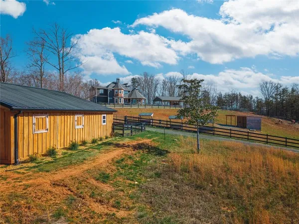 $1,600,000 | 463 East Valley Road Northeast, Rydal, GA 30171