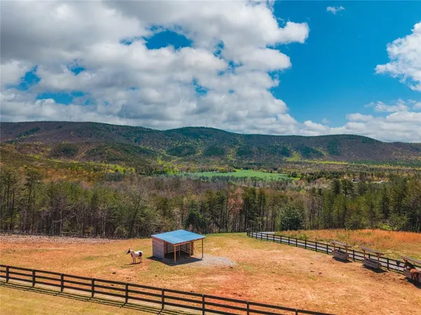 $1,600,000 | 463 East Valley Road Northeast, Rydal, GA 30171