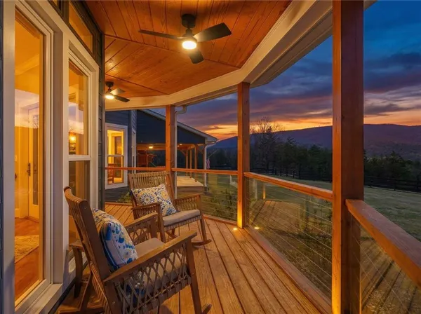 $1,600,000 | 463 East Valley Road Northeast, Rydal, GA 30171