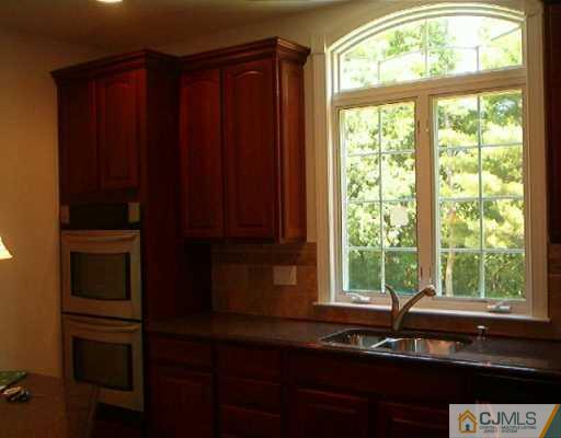 31 Major Road Monmouth Junction, NJ 08852 - Photo 4 of 7 Gallery Image 4