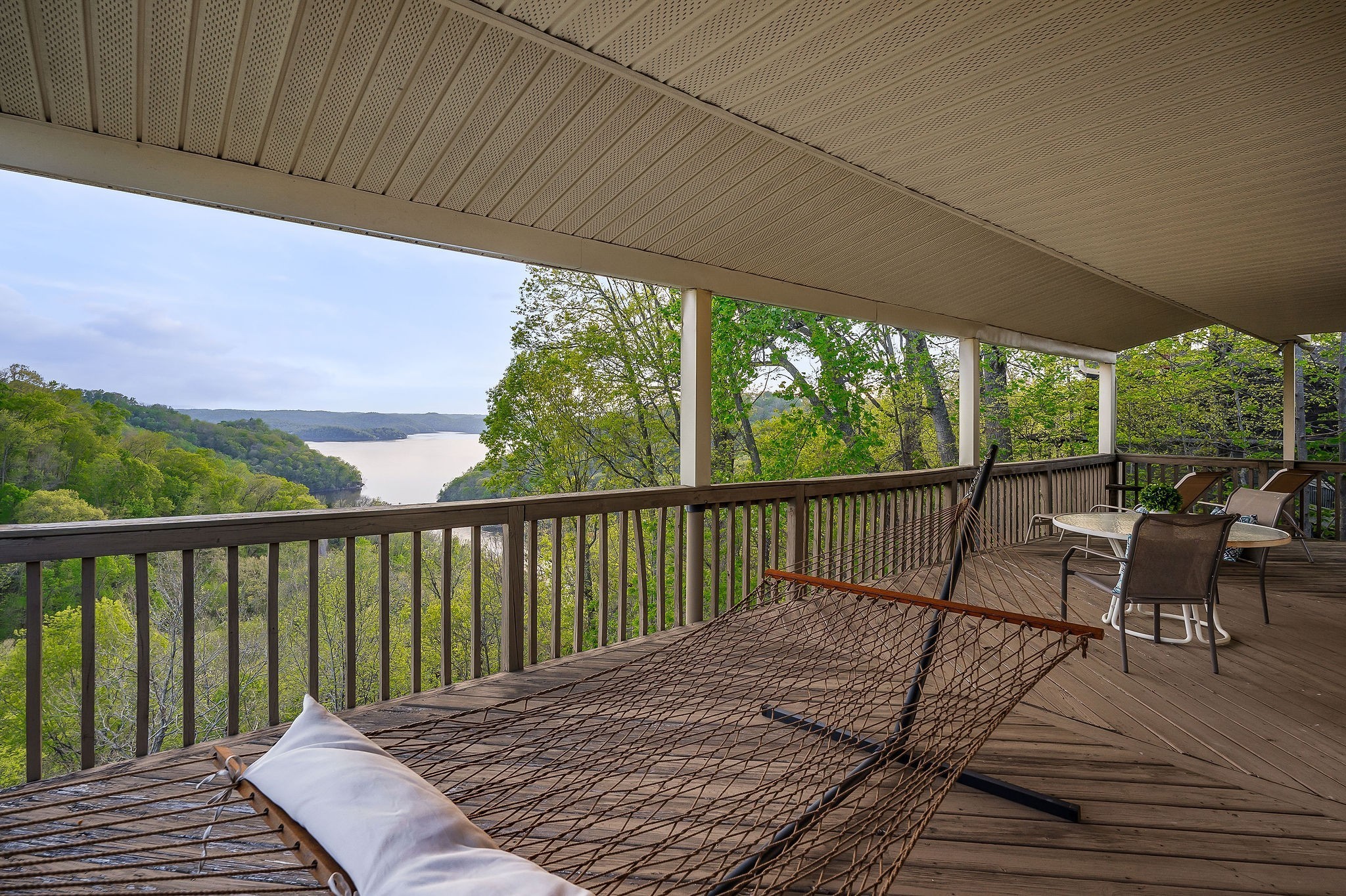258 Captain Point Silver Point, TN 38582 - Photo 4 of 35