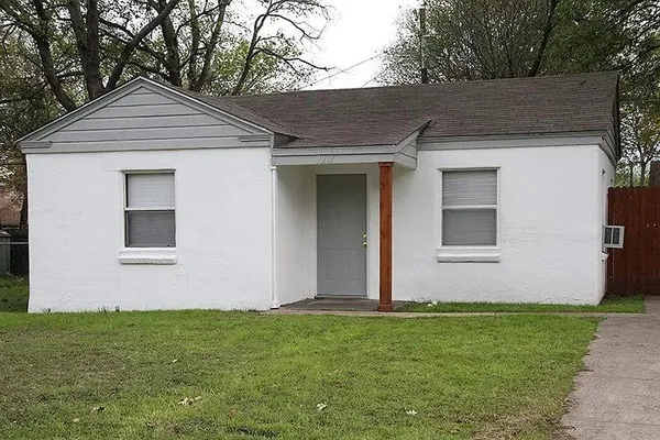 $130,000 | 9217 North Dodson Drive, White Settlement, TX 76108