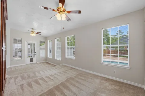 $625,000 | 34 Outervale Place, The Woodlands, TX 77381