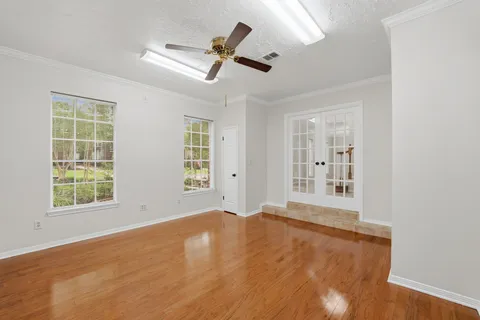 $625,000 | 34 Outervale Place, The Woodlands, TX 77381