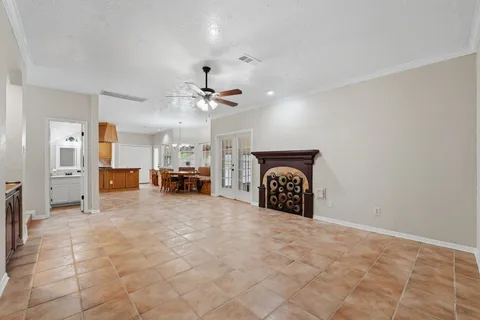 $625,000 | 34 Outervale Place, The Woodlands, TX 77381