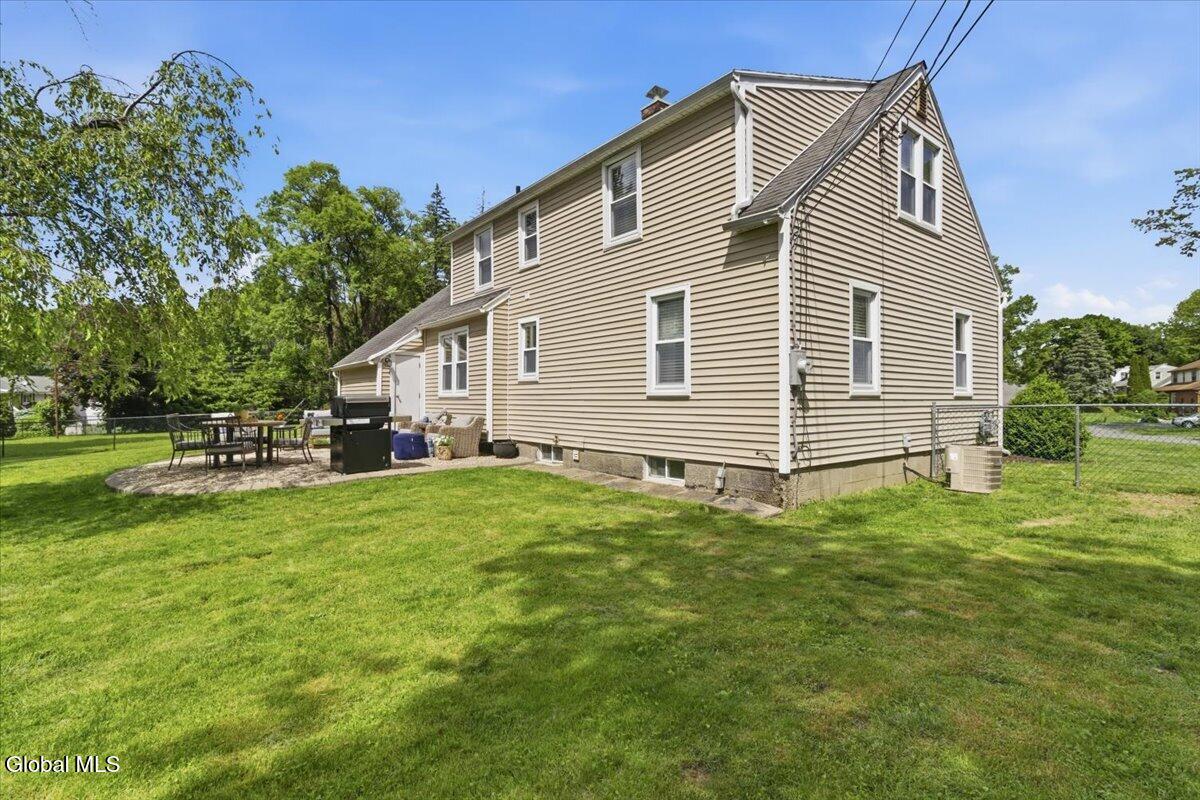 33 Glennon Road Colonie, NY 12110 - Photo 25 of 28 25-006_IMG_9850