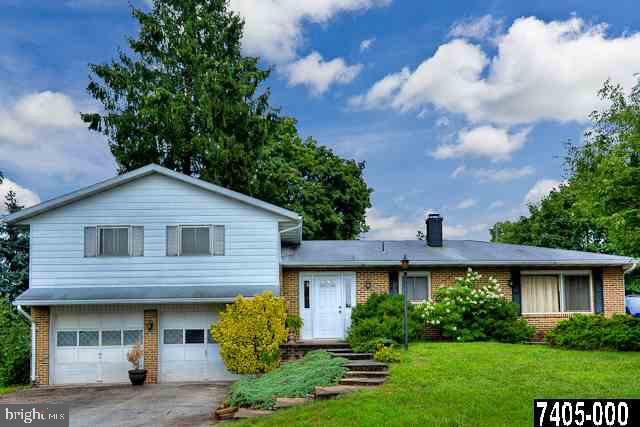 2420 Dunbar Road York, PA 17408 - Photo 1 of 17