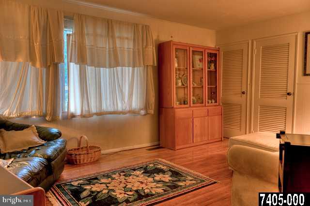 2420 Dunbar Road York, PA 17408 - Photo 5 of 17