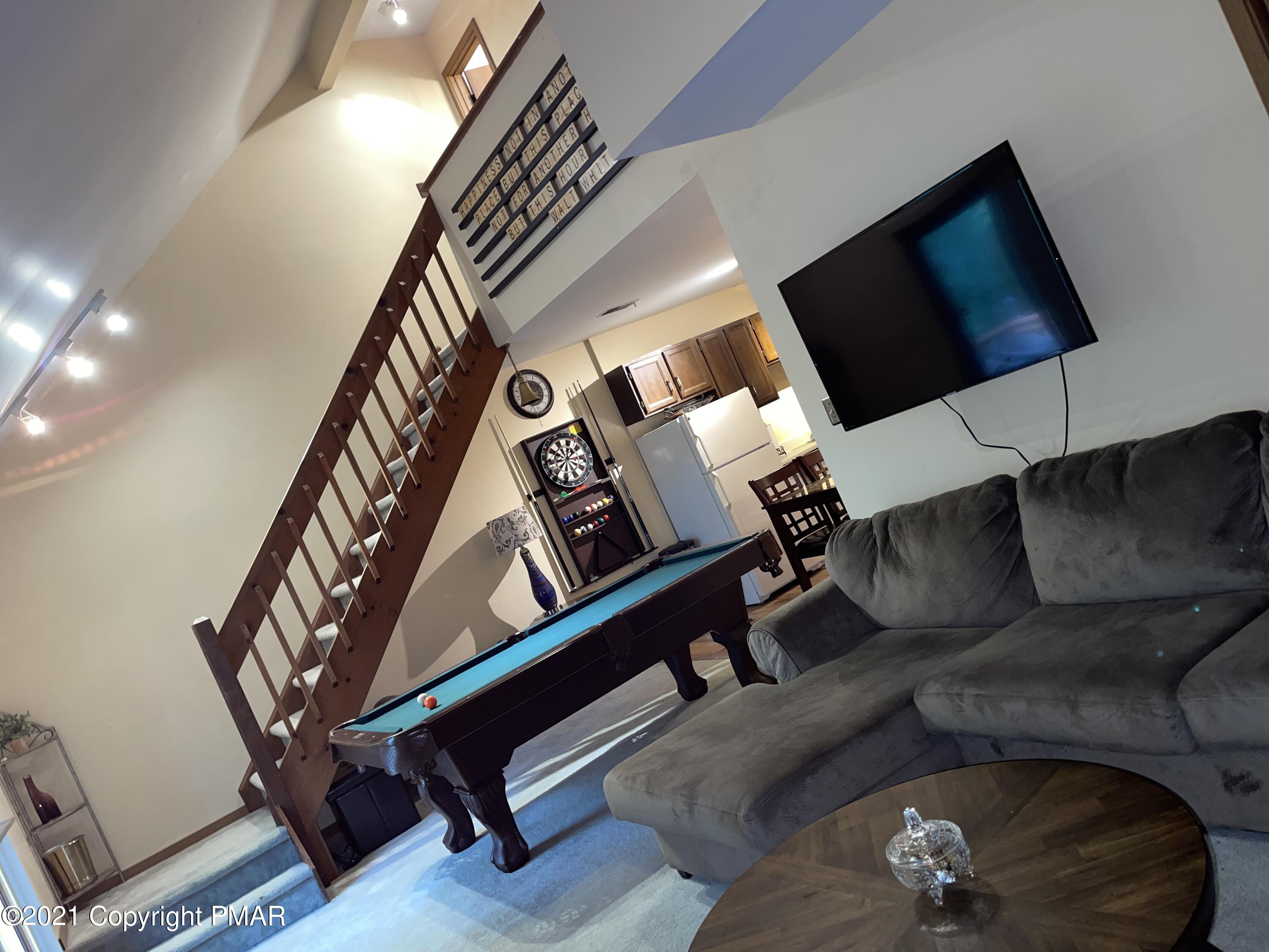 331 Crewe Court Bushkill, PA 18324 - Photo 13 of 30 Photo Jul 08, 3 52 22 PM