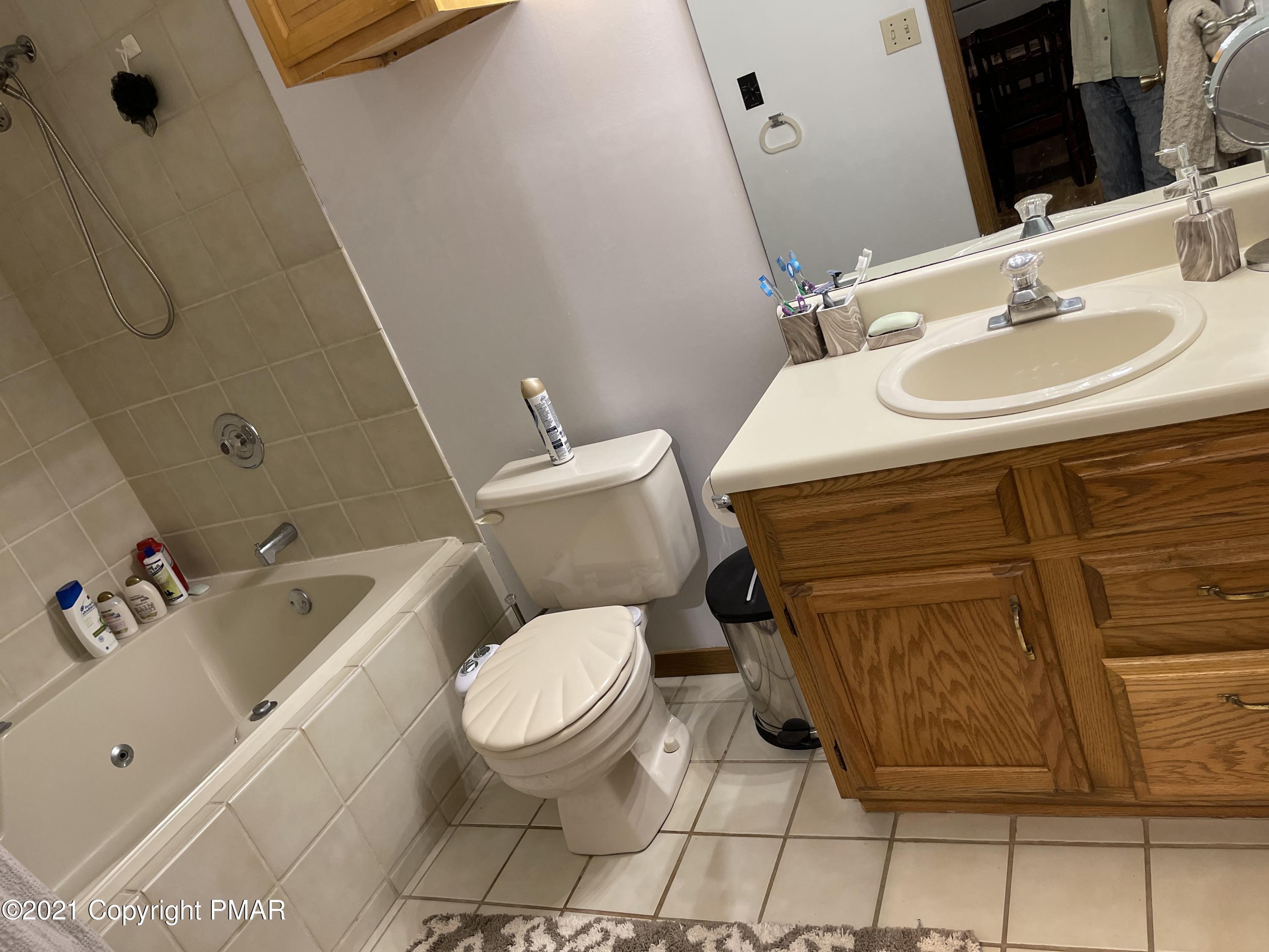 331 Crewe Court Bushkill, PA 18324 - Photo 24 of 30 Photo Jul 08, 3 57 10 PM