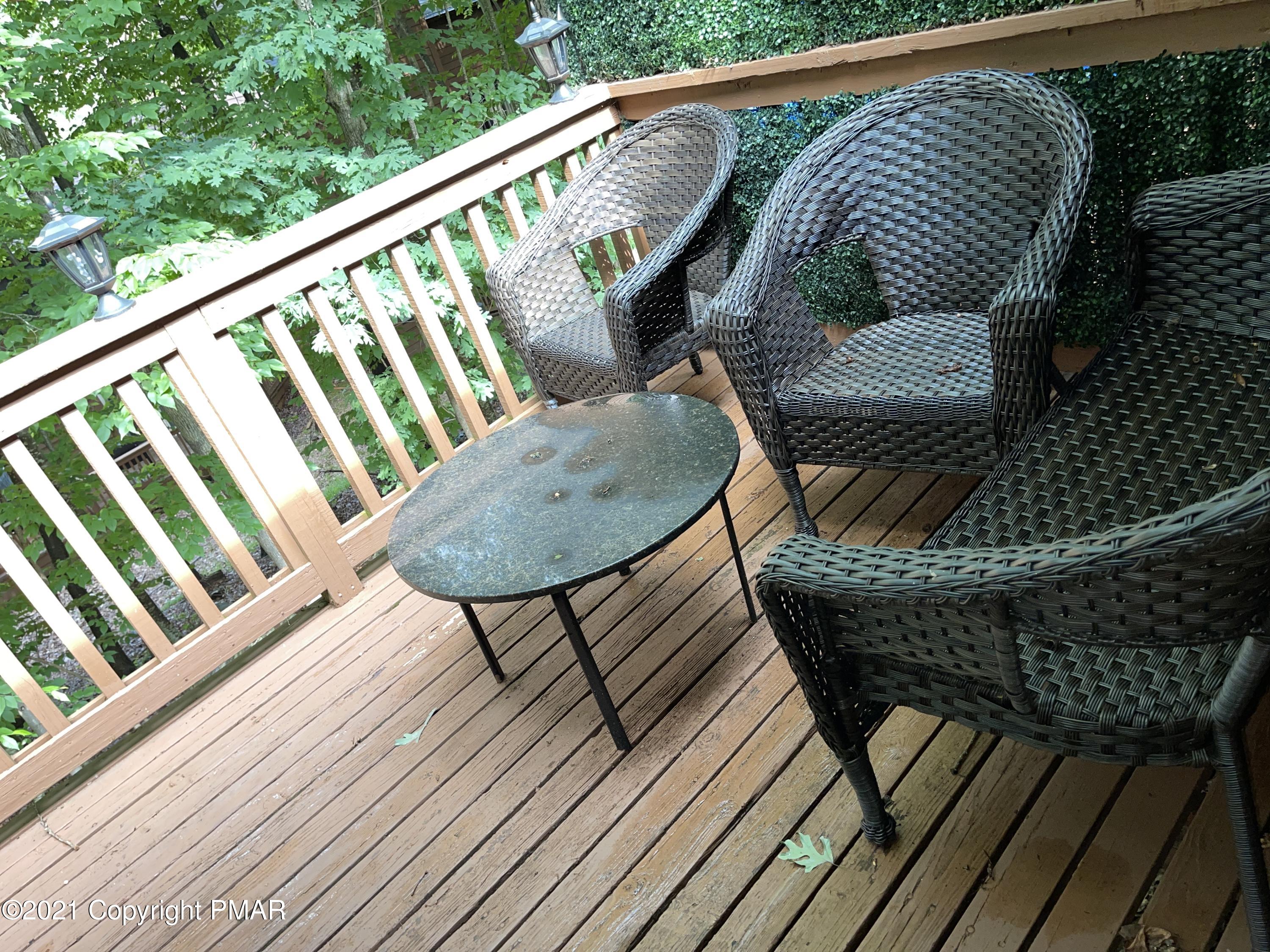 331 Crewe Court Bushkill, PA 18324 - Photo 28 of 30 Photo Jul 08, 3 58 38 PM