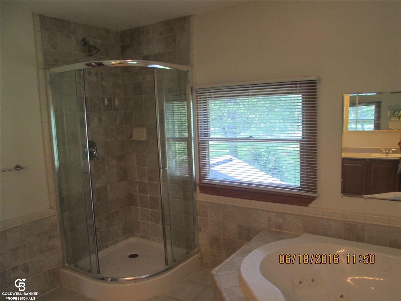3712 Connors Road Emmett, MI 48022 - Photo 20 of 48 31294796-19.JPG