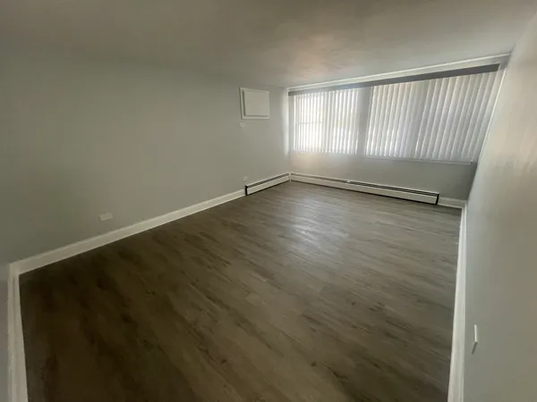 $1,395 | 6412 South Evans Avenue, Unit GARDEN, Chicago, IL 60637