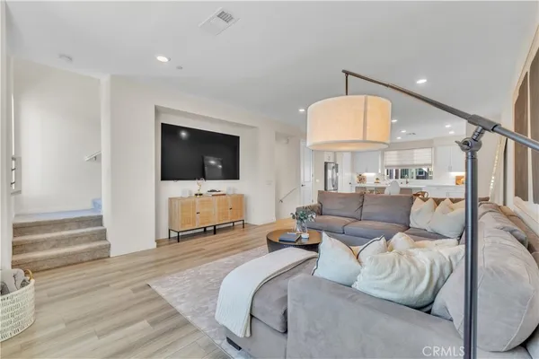 $695,000 | 27582 Manzanita Way, Valencia, CA 91381