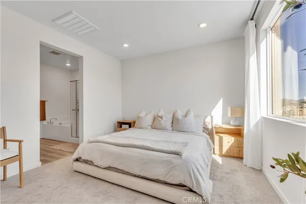 $695,000 | 27582 Manzanita Way, Valencia, CA 91381