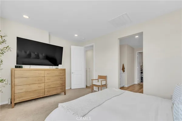 $695,000 | 27582 Manzanita Way, Valencia, CA 91381