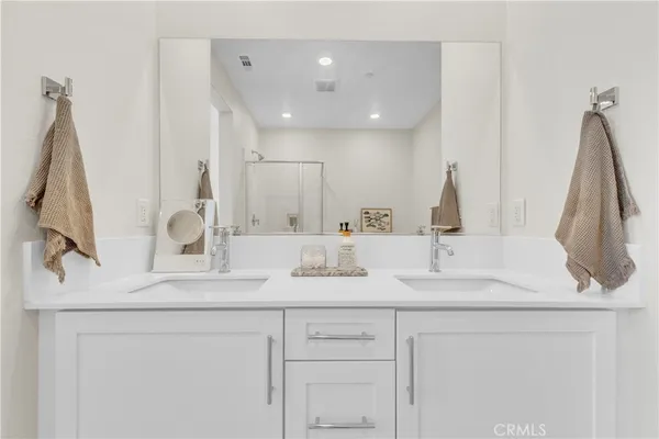 $695,000 | 27582 Manzanita Way, Valencia, CA 91381