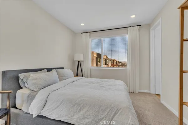 $695,000 | 27582 Manzanita Way, Valencia, CA 91381