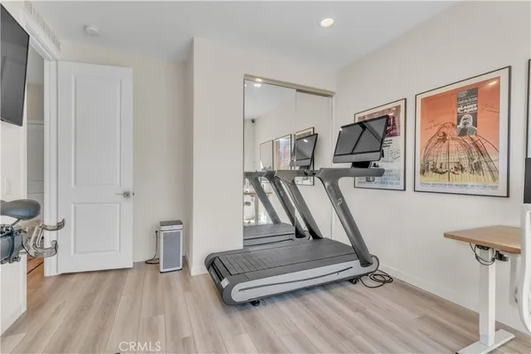 $695,000 | 27582 Manzanita Way, Valencia, CA 91381