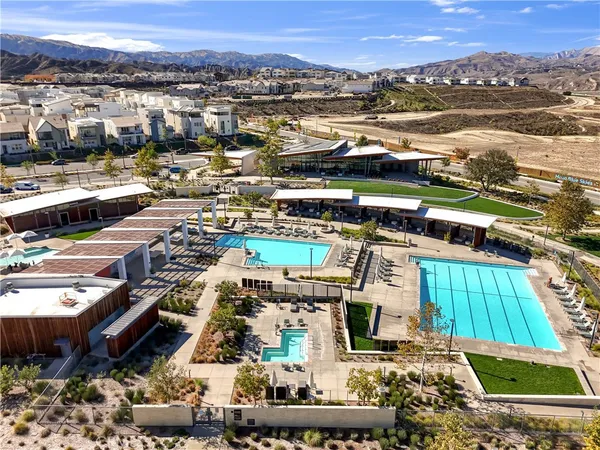 $695,000 | 27582 Manzanita Way, Valencia, CA 91381