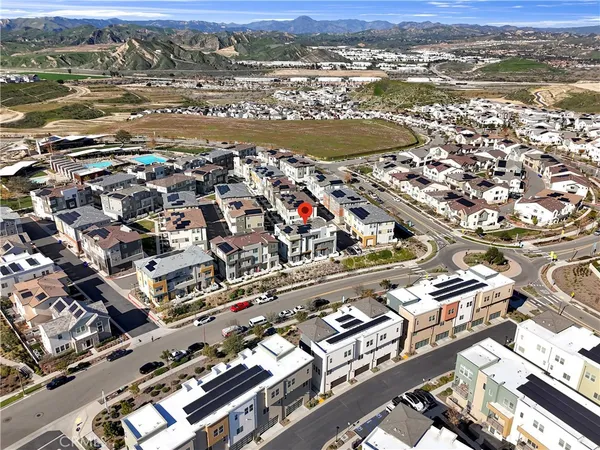 $695,000 | 27582 Manzanita Way, Valencia, CA 91381