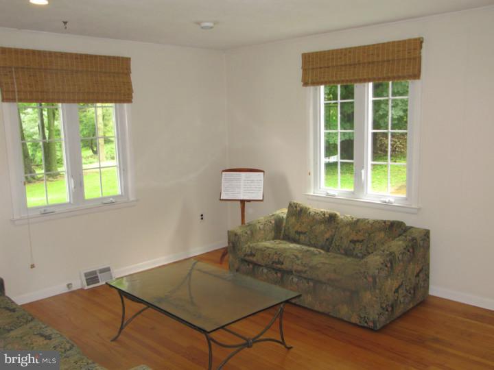 400 Saybrook Road Villanova, PA 19085 - Photo 12 of 19 Family Room