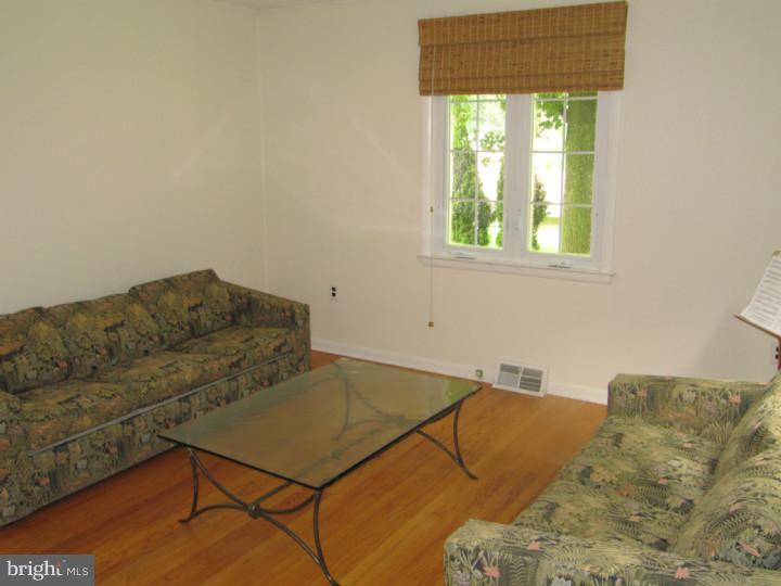 400 Saybrook Road Villanova, PA 19085 - Photo 13 of 19 Family Room