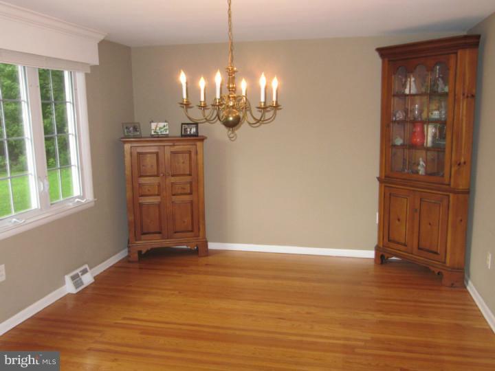 400 Saybrook Road Villanova, PA 19085 - Photo 8 of 19 Dining Room